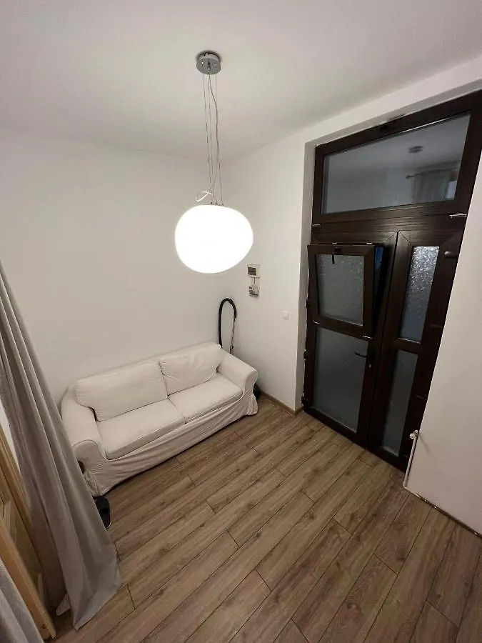 Apartment Situated At The 0 Mile Marker With Free Private Parking Bucharest