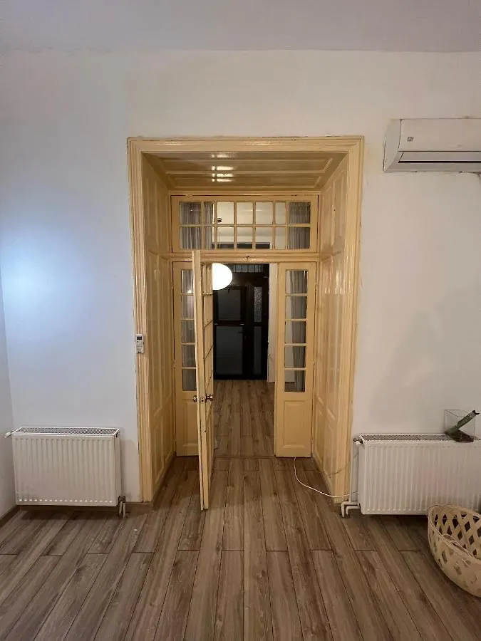 Apartment Situated At The 0 Mile Marker With Free Private Parking Bucharest 0*,